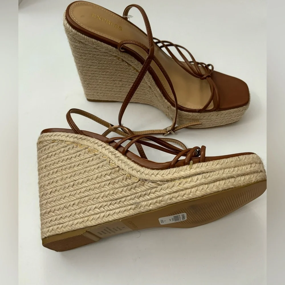 Express Women Brown Tan Wedge Platform Strappy Sandals Size 8 Casual Weekend